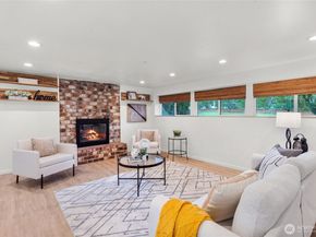 17429 NE 10th Street, Bellevue WA 98008