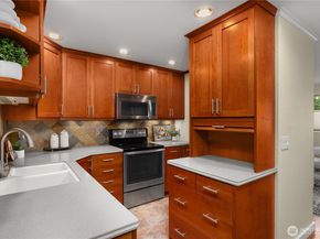 4139 178th Lane SE 1, Bellevue WA 98008