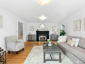 3615 41st Avenue W, Seattle WA 98199