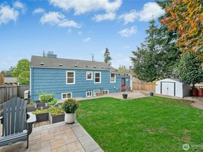 3615 41st Avenue W, Seattle WA 98199