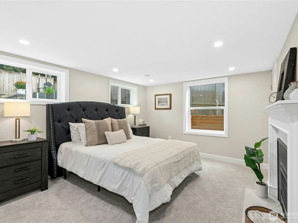 3615 41st Avenue W, Seattle WA 98199
