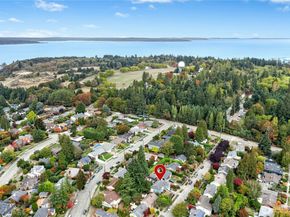 3615 41st Avenue W, Seattle WA 98199