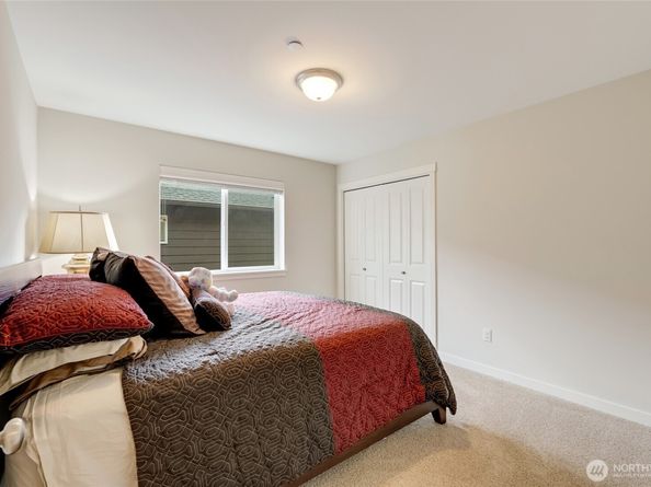 5418 165th Place SW, Lynnwood WA 98037