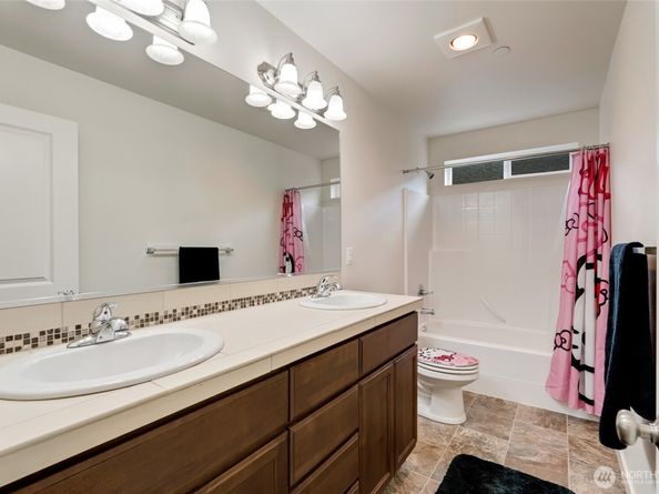 5418 165th Place SW, Lynnwood WA 98037