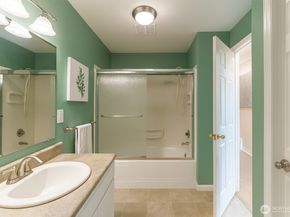 1647 N 130th Street, Seattle WA 98133