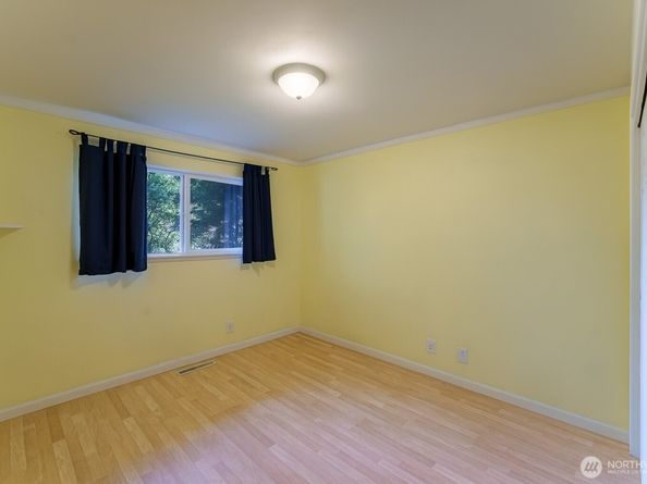 1647 N 130th Street, Seattle WA 98133