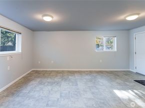 1647 N 130th Street, Seattle WA 98133
