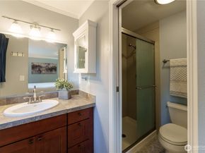 1647 N 130th Street, Seattle WA 98133