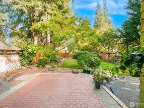 1647 N 130th Street, Seattle WA 98133