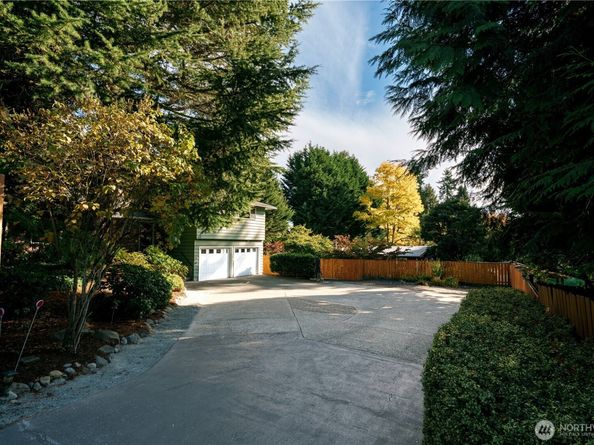 1647 N 130th Street, Seattle WA 98133