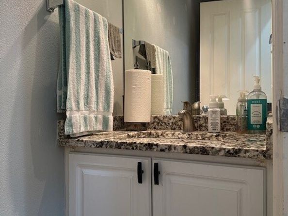 22715 43rd Avenue S, Kent WA 98032