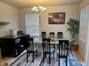 22715 43rd Avenue S, Kent WA 98032