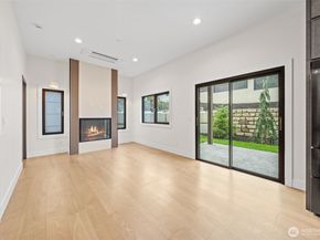 15904 12th Place W, Lynnwood WA 98087