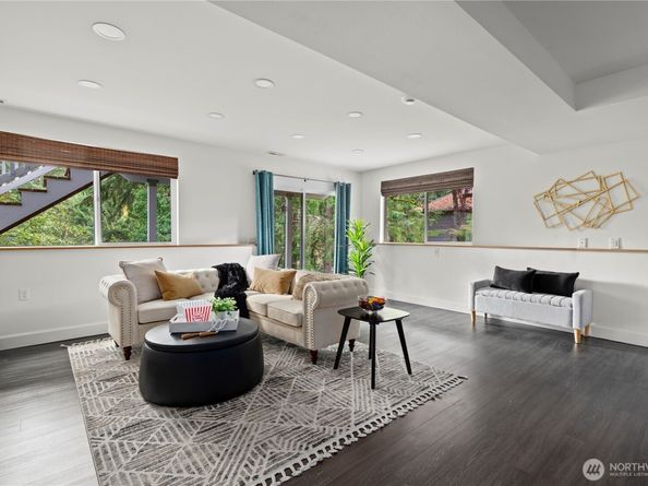 8732 209th Place SW, Edmonds WA 98026