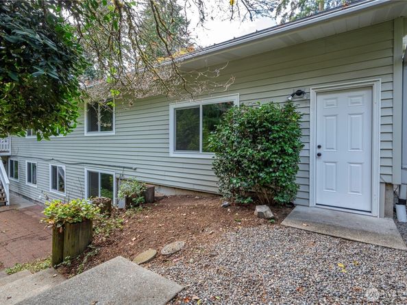 8732 209th Place SW, Edmonds WA 98026
