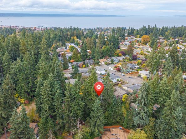8732 209th Place SW, Edmonds WA 98026