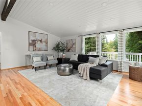 8732 209th Place SW, Edmonds WA 98026