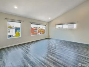 9849 6th Place SE, Seattle WA 98106