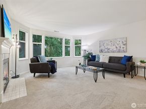 22561 SE 42nd Terrace 2211, Issaquah WA 98029