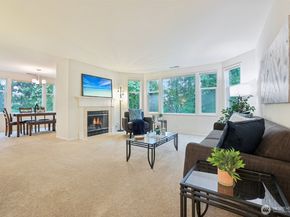 22561 SE 42nd Terrace 2211, Issaquah WA 98029