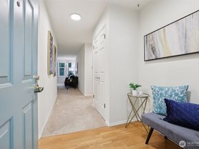 22561 SE 42nd Terrace 2211, Issaquah WA 98029