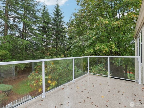 22561 SE 42nd Terrace 2211, Issaquah WA 98029