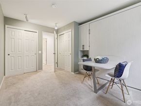 22561 SE 42nd Terrace 2211, Issaquah WA 98029