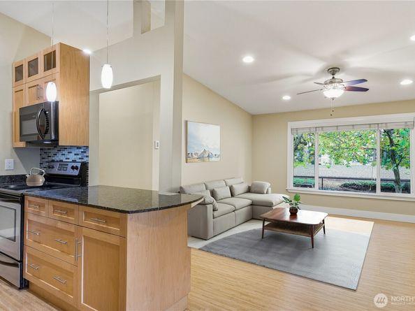 21305 48th Avenue W B212, Mountlake Terrace WA 98043