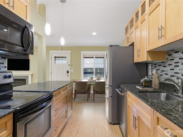 21305 48th Avenue W B212, Mountlake Terrace WA 98043