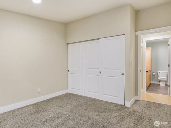 21305 48th Avenue W B212, Mountlake Terrace WA 98043