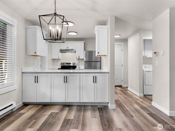 1302 Chestnut Street