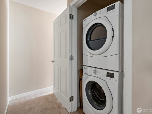 5731 186th Place SW A, Lynnwood WA 98037