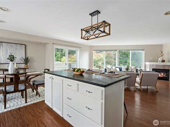 5731 186th Place SW A, Lynnwood WA 98037
