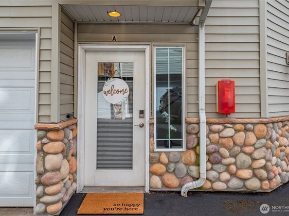 5731 186th Place SW A, Lynnwood WA 98037