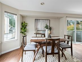 5731 186th Place SW A, Lynnwood WA 98037