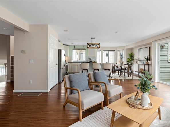 5731 186th Place SW A, Lynnwood WA 98037