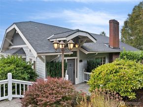 16905 35th Avenue SW, Burien WA 98166