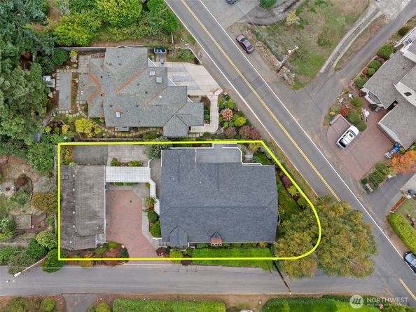 16905 35th Avenue SW, Burien WA 98166