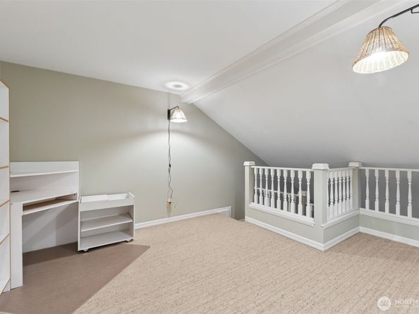 16905 35th Avenue SW, Burien WA 98166