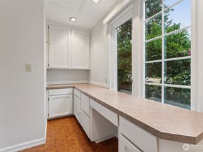 16905 35th Avenue SW, Burien WA 98166