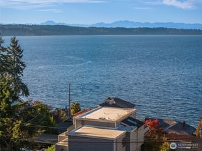 16905 35th Avenue SW, Burien WA 98166