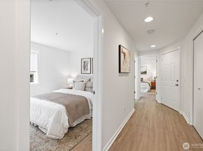 2432 Dexter Avenue N 201, Seattle WA 98109