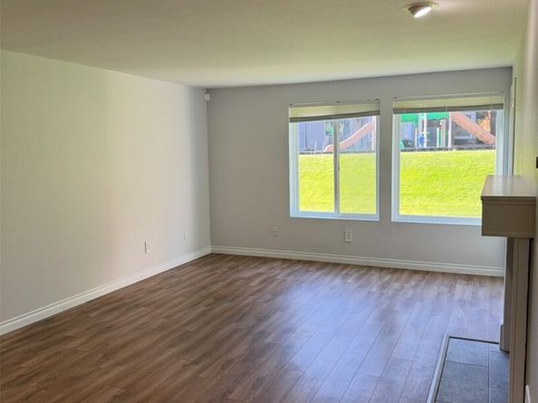 26221 116th Avenue SE F104, Kent WA 98030