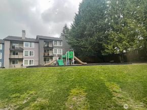 26221 116th Avenue SE F104, Kent WA 98030