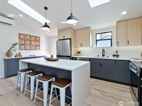 7716 32nd Avenue SW, Seattle WA 98126