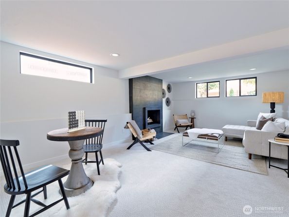 7716 32nd Avenue SW, Seattle WA 98126