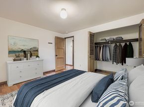 17012 SE 40th Court, Bellevue WA 98008