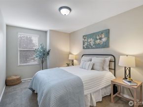 8705 1st Place NE A, Lake Stevens WA 98258
