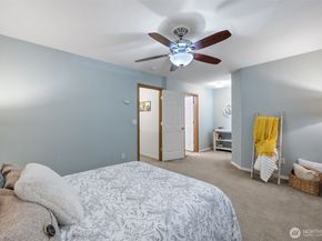 8705 1st Place NE A, Lake Stevens WA 98258