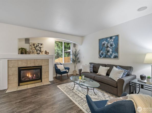 8705 1st Place NE A, Lake Stevens WA 98258